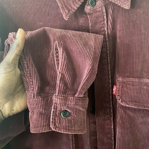 Used, corduroy Levi’s shirt jacket great condition Men’s M fits like a Men’s L - Picture 2 of 3